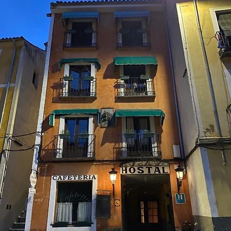 Hostal Calderon Cuenca เกว็งกา ภายนอก รูปภาพ