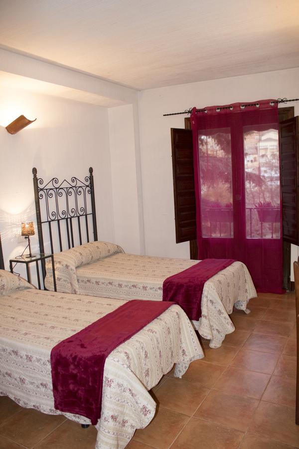 Hostal Calderon Cuenca เกว็งกา ภายนอก รูปภาพ