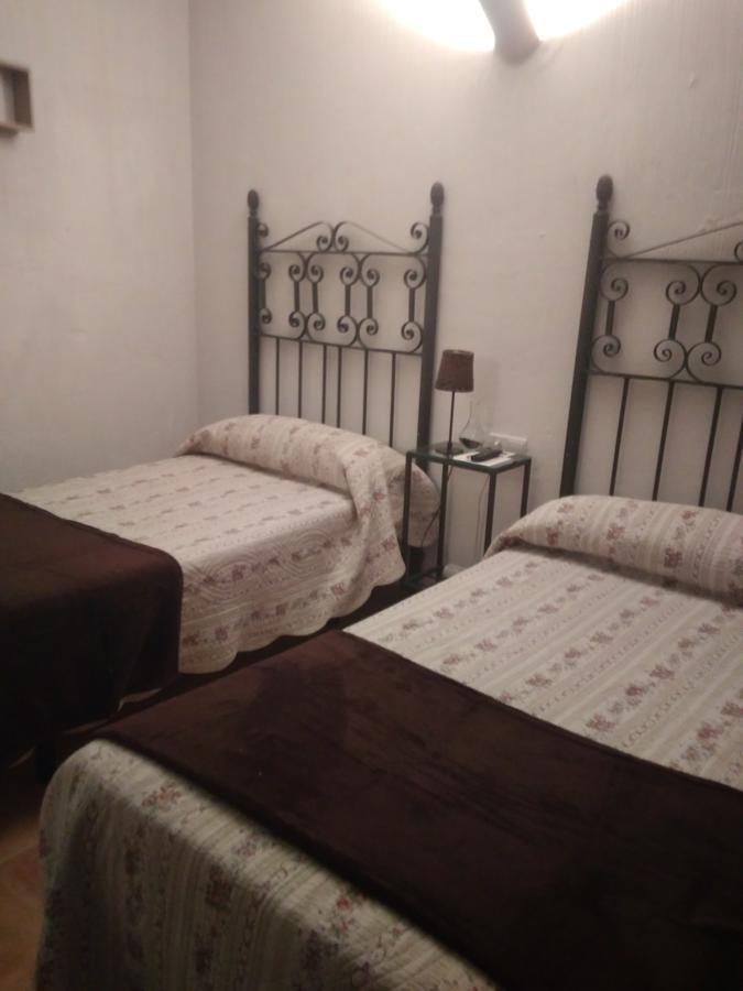 Hostal Calderon Cuenca เกว็งกา ภายนอก รูปภาพ