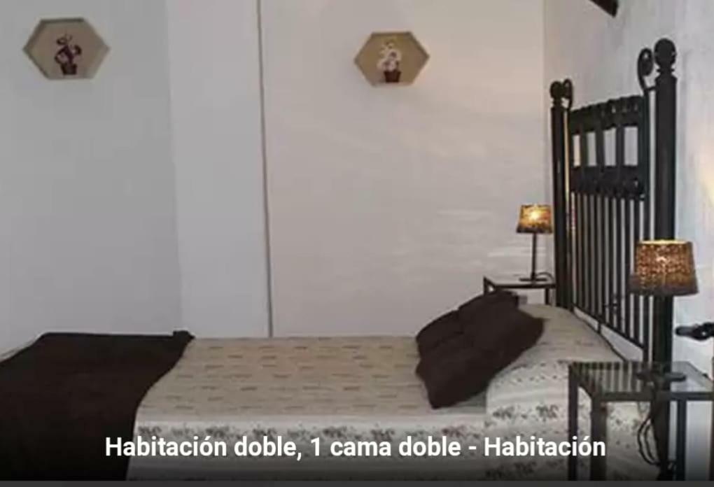 Hostal Calderon Cuenca เกว็งกา ภายนอก รูปภาพ